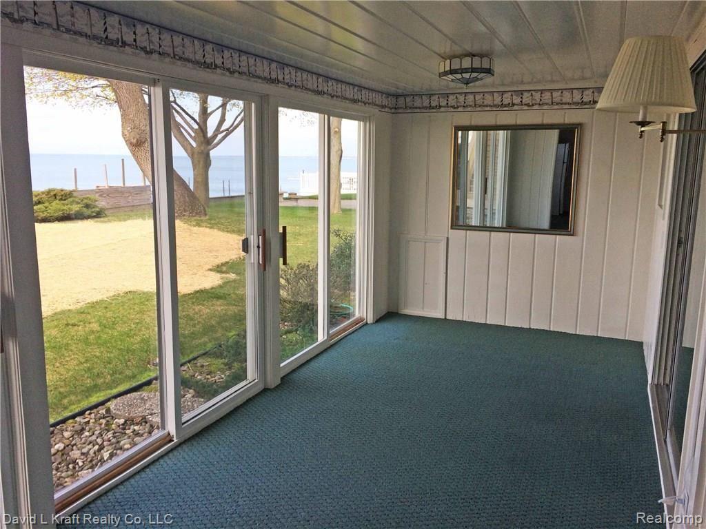 8906 Crescent Beach Road Pigeon, MI 48755 - Photo 12 of 27 8906CrescentBeachSunroom3.jpg