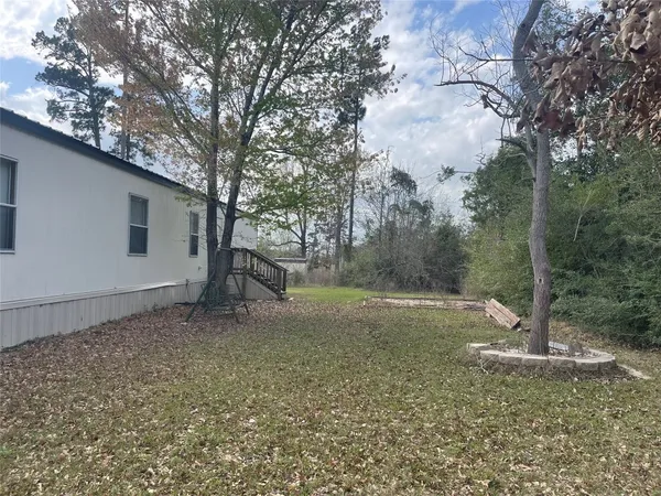 $124,900 | 443 West Lone Oak Road, Onalaska, TX 77360