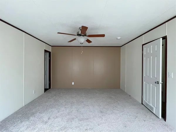 $124,900 | 443 West Lone Oak Road, Onalaska, TX 77360