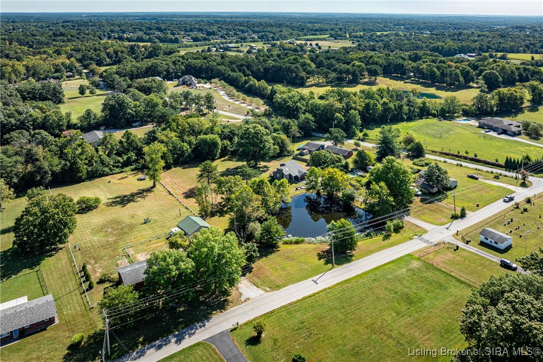 14010 Columbus Mann Road Memphis, IN 47143 - Photo 4 of 56 Gallery Image 4
