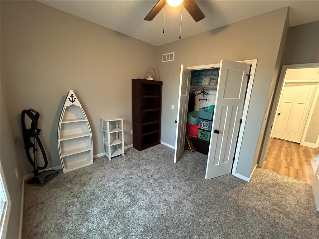 305 Southwest 11th Road Warrensburg, MO 64093 - Photo 17 of 41