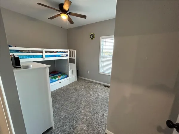 $539,900 | 305 Southwest 11th Road, Warrensburg, MO 64093