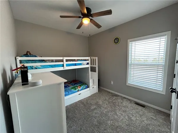 $539,900 | 305 Southwest 11th Road, Warrensburg, MO 64093