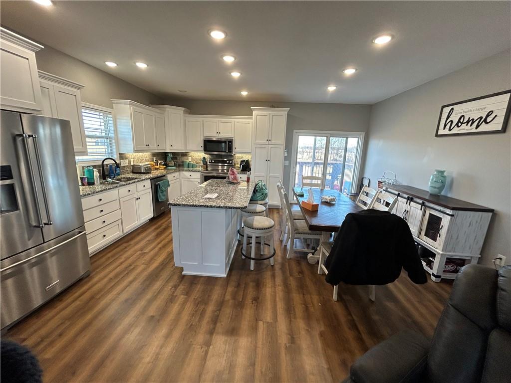 305 Southwest 11th Road Warrensburg, MO 64093 - Photo 5 of 41