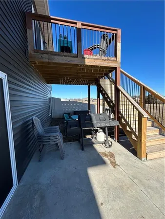 $539,900 | 305 Southwest 11th Road, Warrensburg, MO 64093