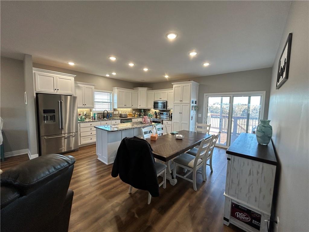 305 Southwest 11th Road Warrensburg, MO 64093 - Photo 6 of 41