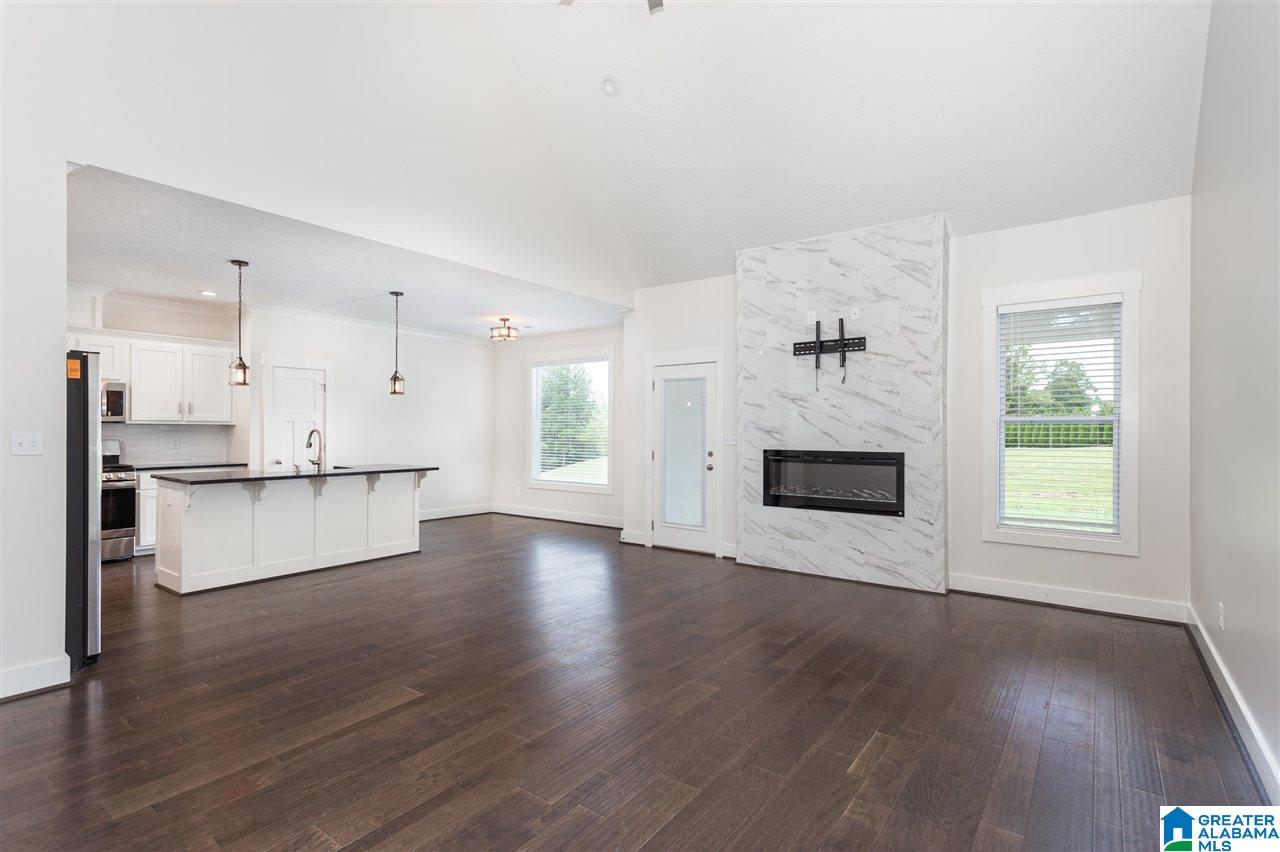 60 Rome Beauty Circle Oxford, AL 36203 - Photo 5 of 40