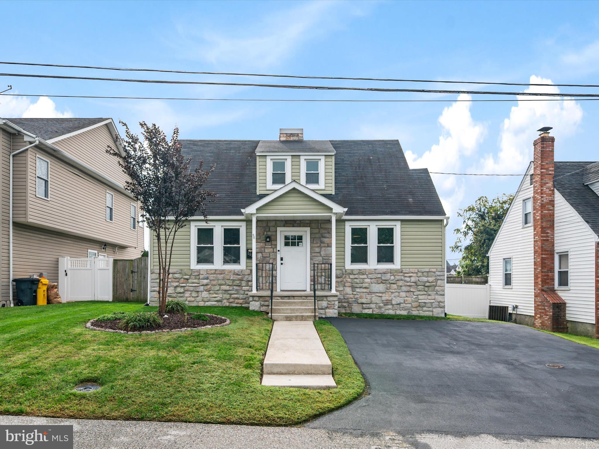 161 Roland Road Pasadena, MD 21122 - Photo 2 of 45 Gallery Image 2