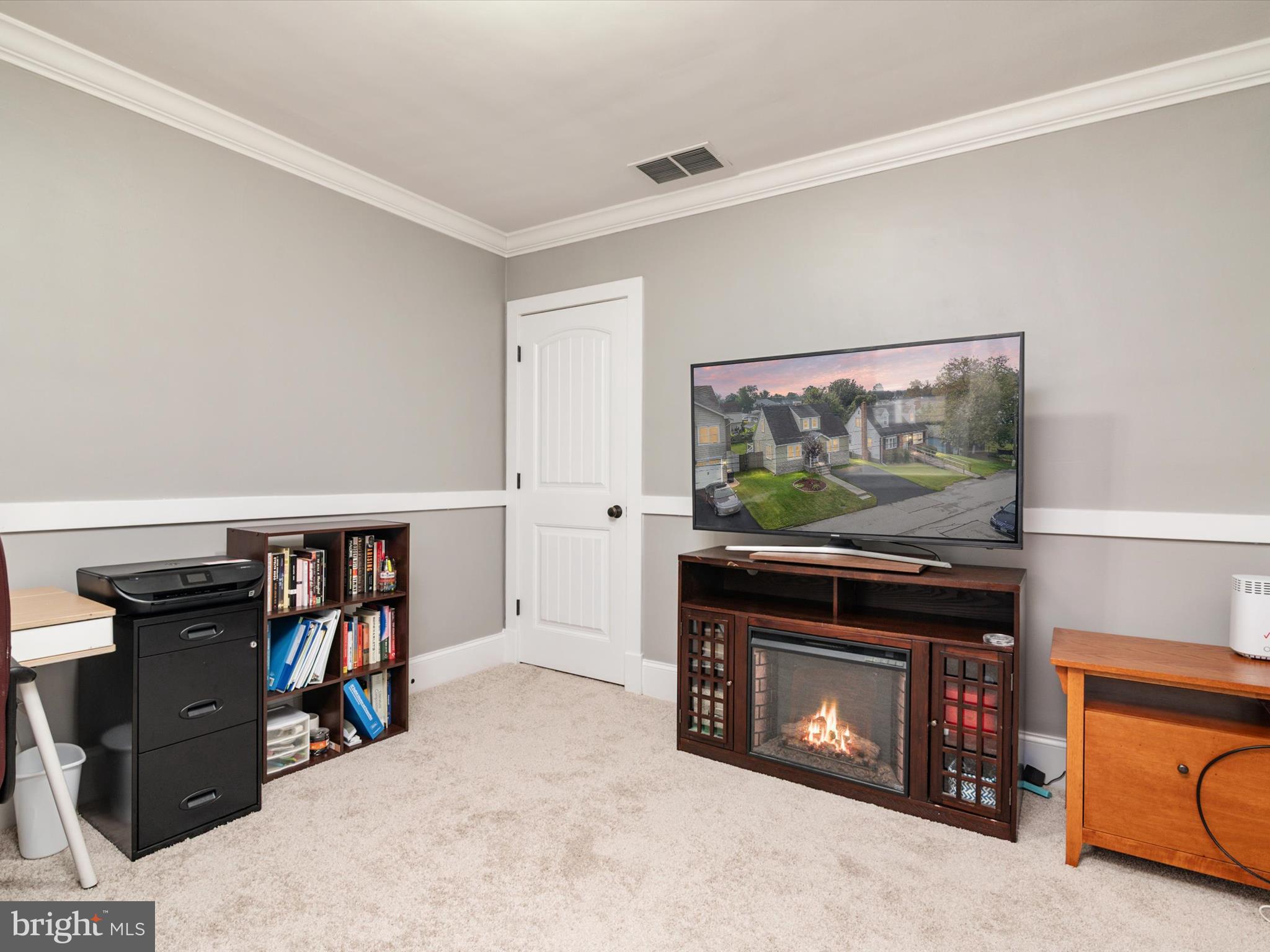 161 Roland Road Pasadena, MD 21122 - Photo 8 of 45 Gallery Image 8
