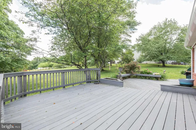 $2,200,000 | 16120 Barnesville Road, Boyds, MD 20841