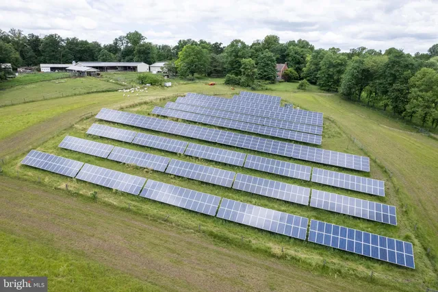 $2,200,000 | 16120 Barnesville Road, Boyds, MD 20841