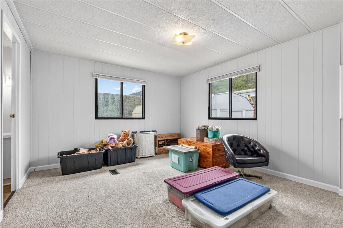8401 Old Stage Road, Unit 56 Central Point, OR 97502 - Photo 15 of 28