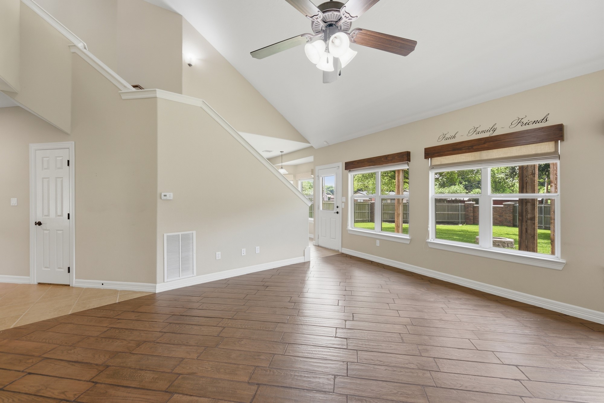 1109 Walnut Bend Brenham, TX 77833 - Photo 9 of 43