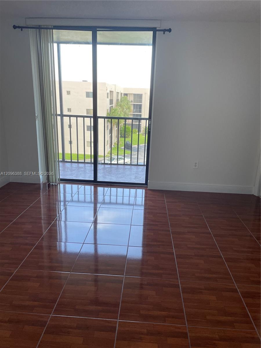 8520 Southwest 133rd Avenue Road, Unit 417 Miami, FL 33183 - Photo 3 of 15 Gallery Image 3