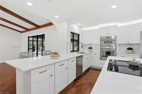 $1,250,000 | 1911 Southeast 44th Street, Cape Coral, FL 33904