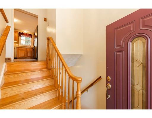 15 Clermore Road Billerica, MA 01821 - Photo 3 of 19 Gallery Image 3