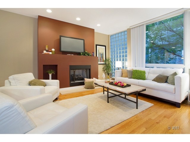 663 North Sangamon Street, Unit 4S Chicago, IL 60642 - Photo 3 of 10