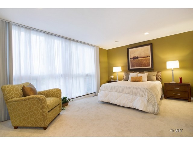 663 North Sangamon Street, Unit 4S Chicago, IL 60642 - Photo 6 of 10