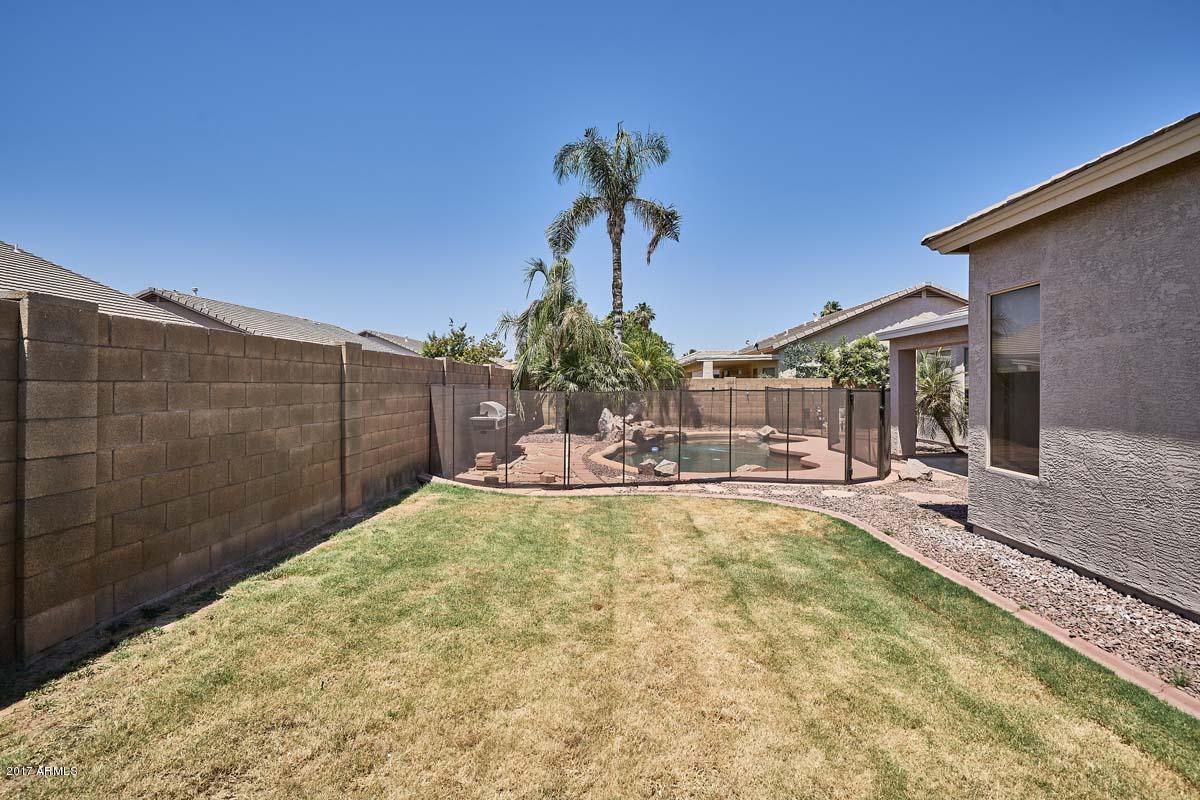 103 East Smoke Tree Road Gilbert, AZ 85296 - Photo 39 of 44 Backyard3