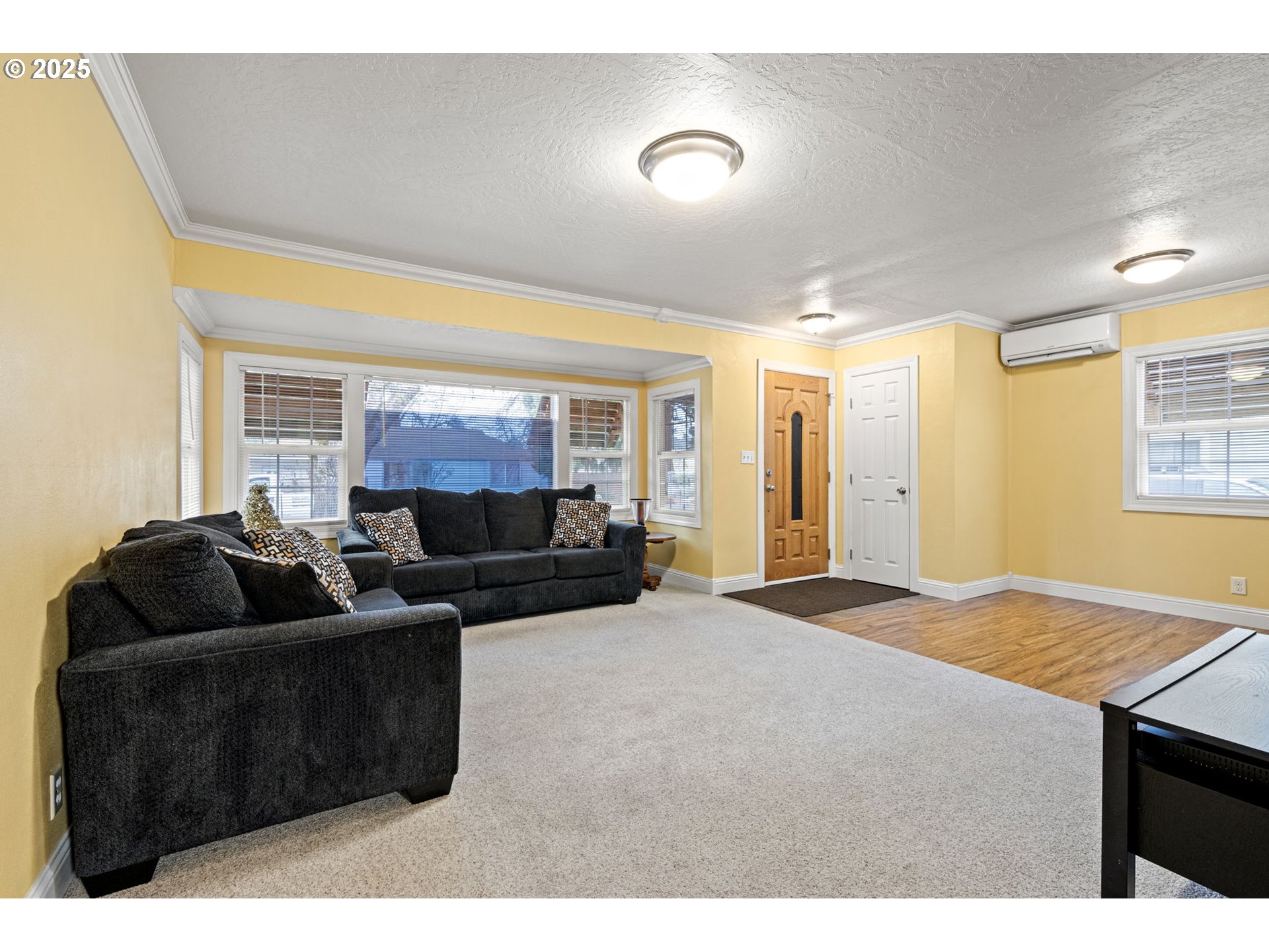 341 16th Street Springfield, OR 97477 - Photo 6 of 24