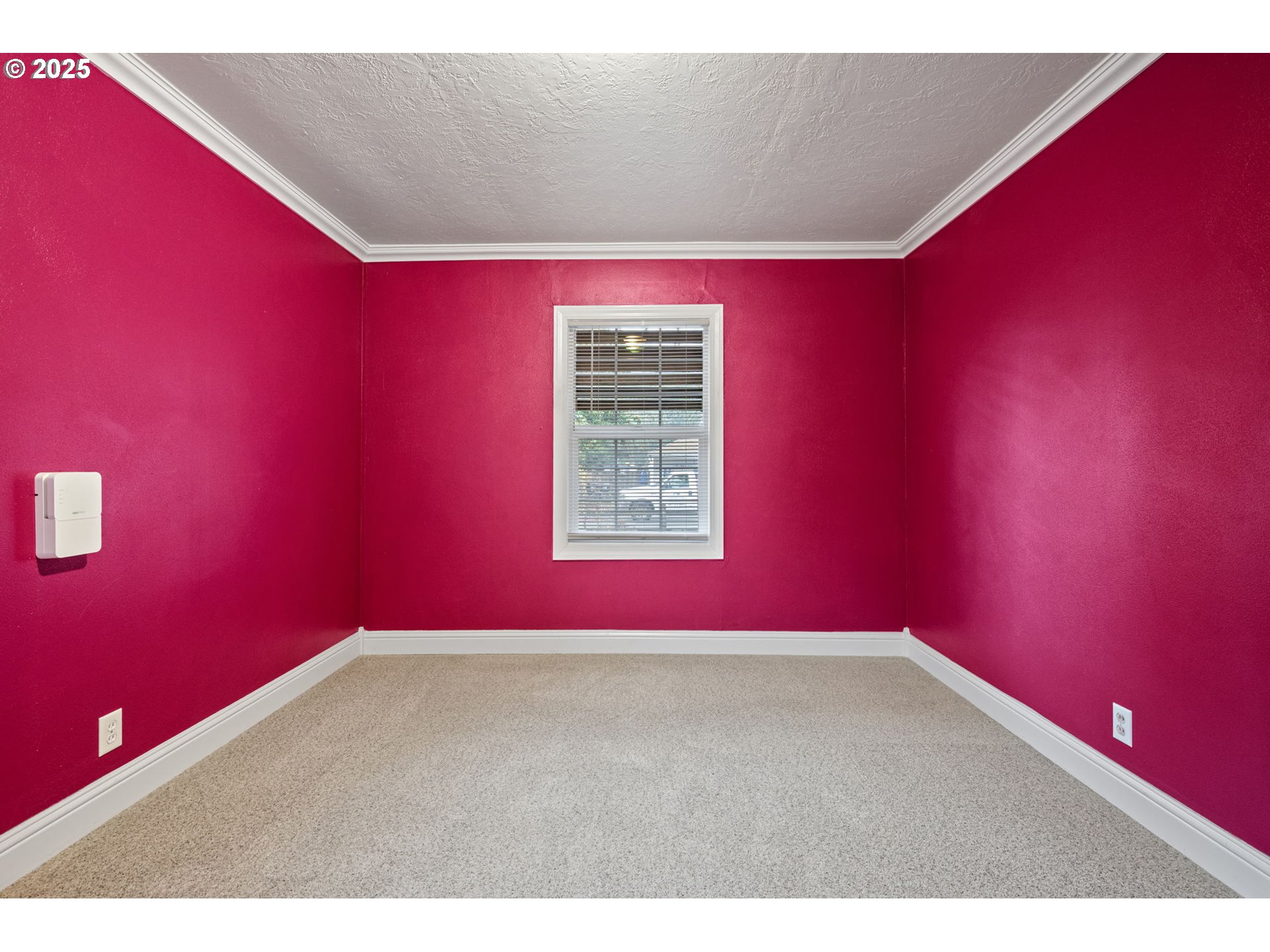 341 16th Street Springfield, OR 97477 - Photo 10 of 24