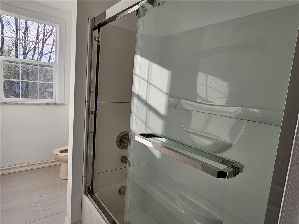 536 Virginia Avenue Rochester, PA 15074 - Photo 17 of 24 a bathroom with a shower