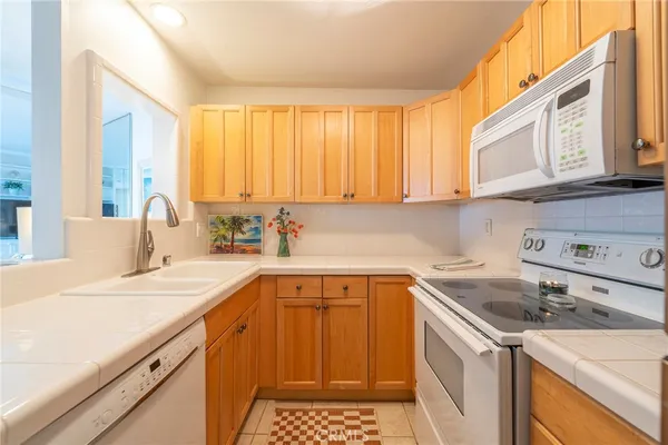 $4,510 | 620 The Village, Unit 210, Redondo Beach, CA 90277