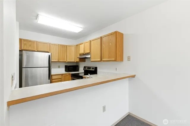 $240,000 | 11424 1st Avenue South, Unit 204, Seattle, WA 98168