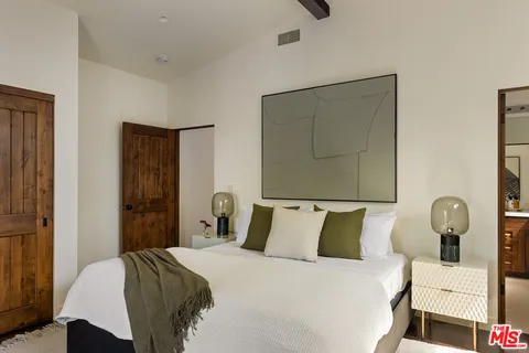 $3,695,000 | 414 North La Jolla Avenue, Los Angeles, CA 90048