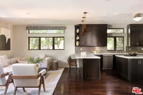 $3,695,000 | 414 North La Jolla Avenue, Los Angeles, CA 90048