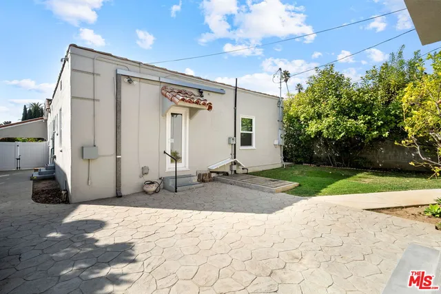 $5,995 | 2148 Prosser Avenue, Los Angeles, CA 90025