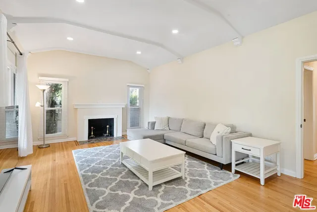 $5,995 | 2148 Prosser Avenue, Los Angeles, CA 90025