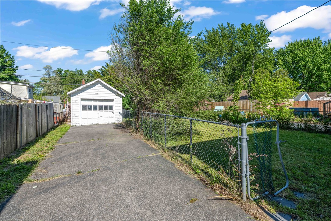 127 Castleford Road Greece, NY 14616 - Photo 25 of 26