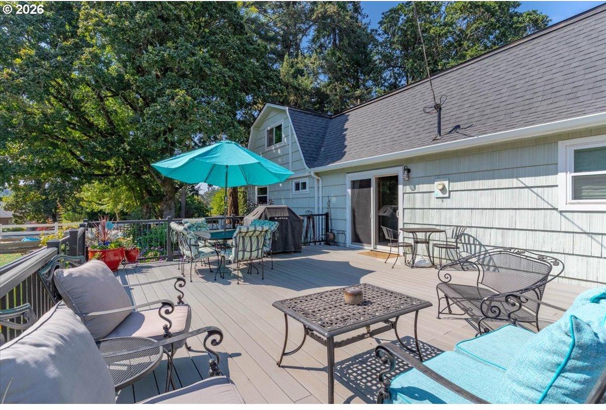 230 Howell Prairie Road Southeast Salem, OR 97317 - Photo 39 of 48 Gallery Image 39
