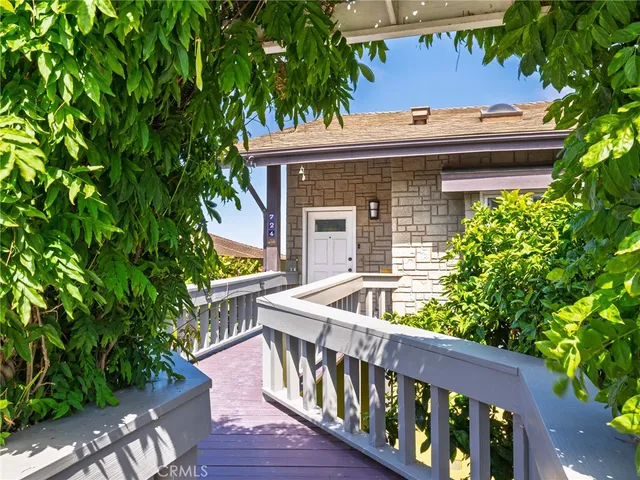 $2,198,000 | 724 Loma Vista Street, El Segundo, CA 90245