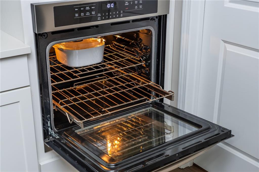 908 Summit Drive Canton, GA 30114 - Photo 13 of 42