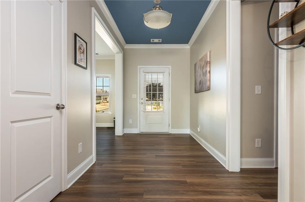 908 Summit Drive Canton, GA 30114 - Photo 5 of 42