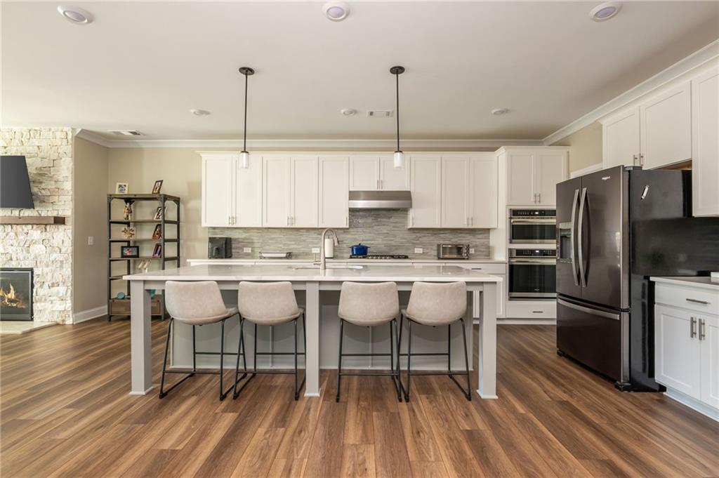 908 Summit Drive Canton, GA 30114 - Photo 7 of 42