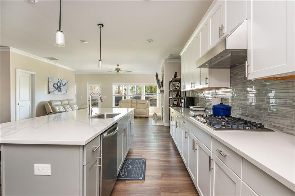 908 Summit Drive Canton, GA 30114 - Photo 9 of 42