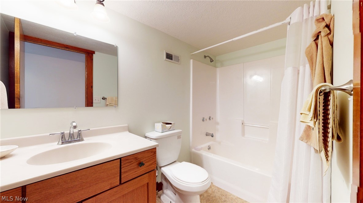 10302 Church Road Huron, OH 44839 - Photo 26 of 30 Full Bath