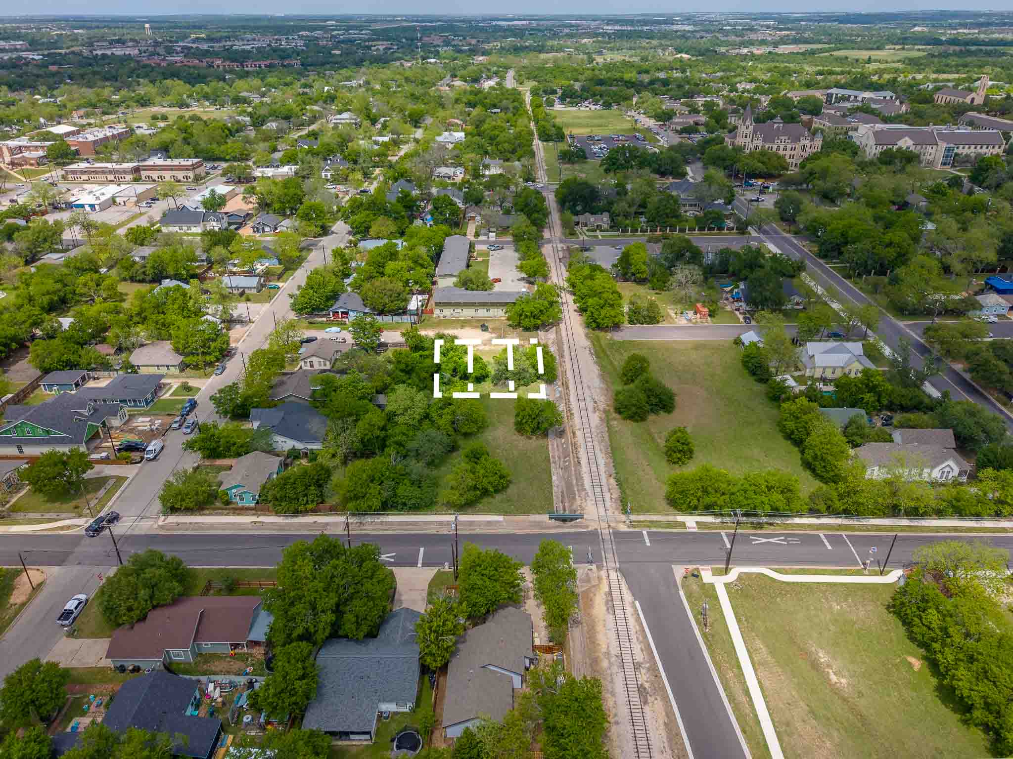 901 East 14th Street Georgetown, TX 78626 - Photo 6 of 6 a view of a city