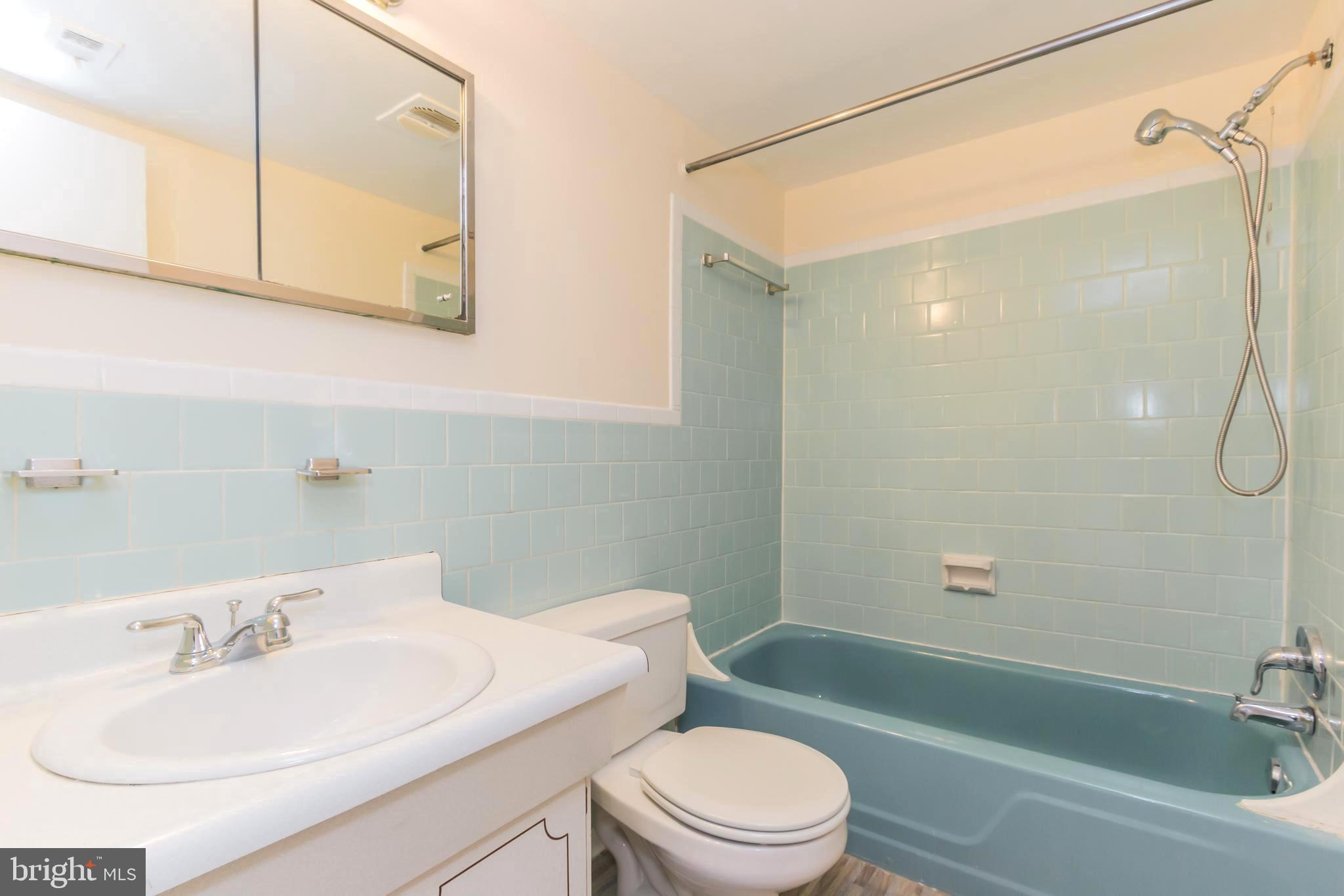 3974 Bel Pre Road, Unit 39744 Silver Spring, MD 20906 - Photo 15 of 31 MBR Private Full Bathroom