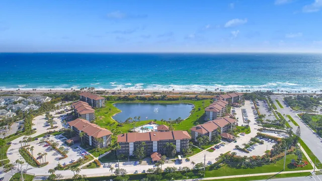 $800,000 | 301 South Seas Drive, Unit 305, Jupiter, FL 33477