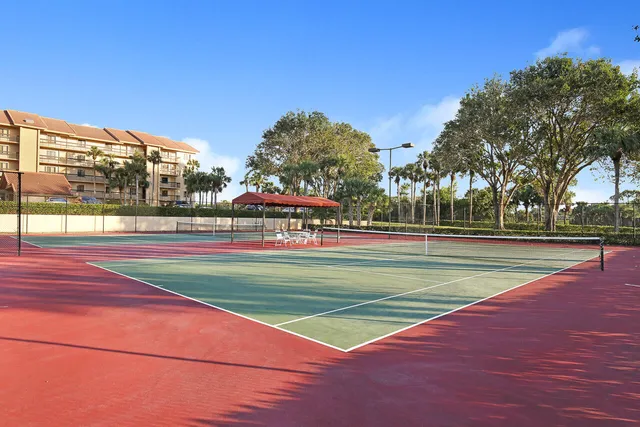 $800,000 | 301 South Seas Drive, Unit 305, Jupiter, FL 33477