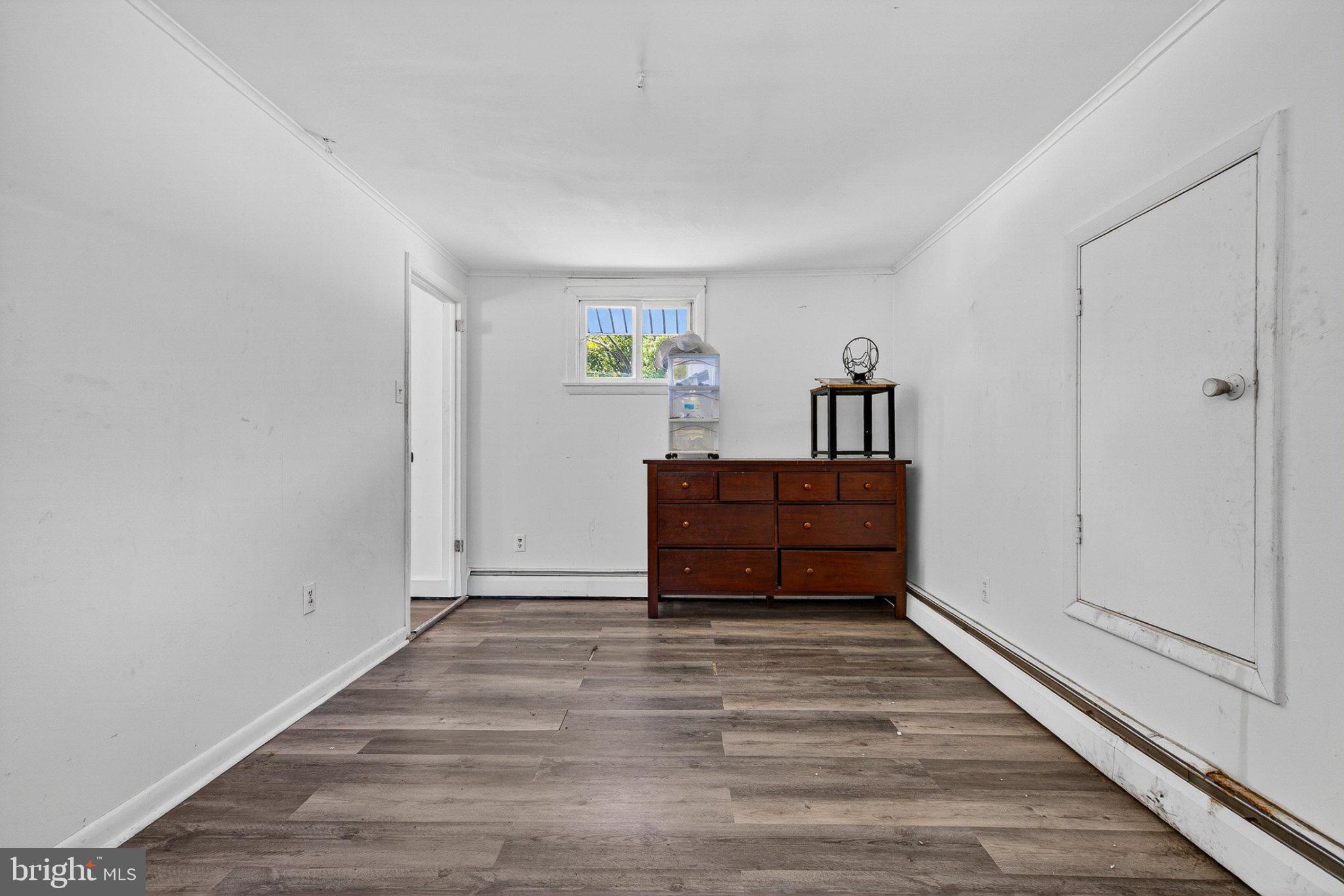 607 Dembytown Road, Unit B Joppa, MD 21085 - Photo 20 of 55 Spacious room with natural light.