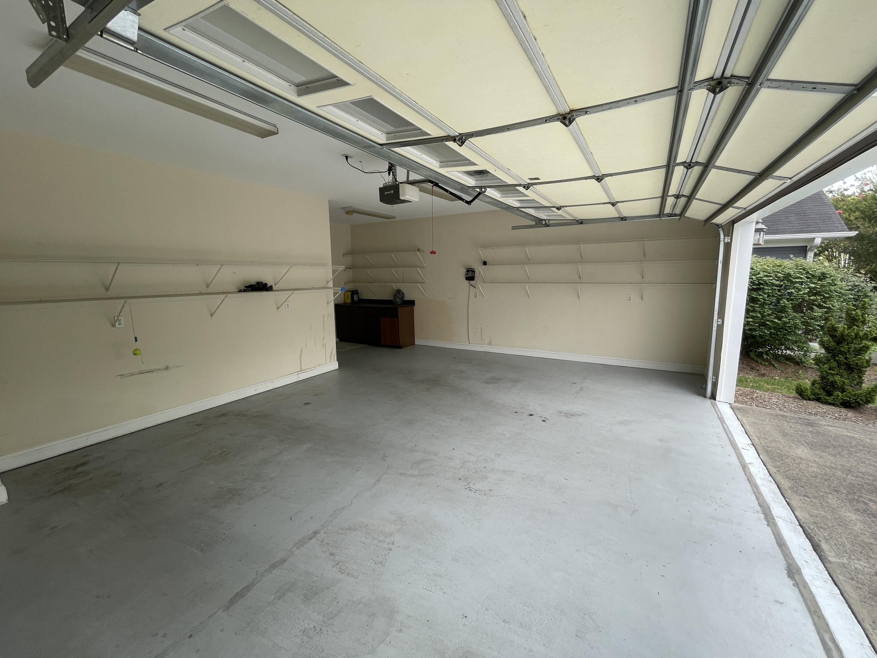 131 Liberty Court Oak Ridge, TN 37830 - Photo 20 of 23 garage