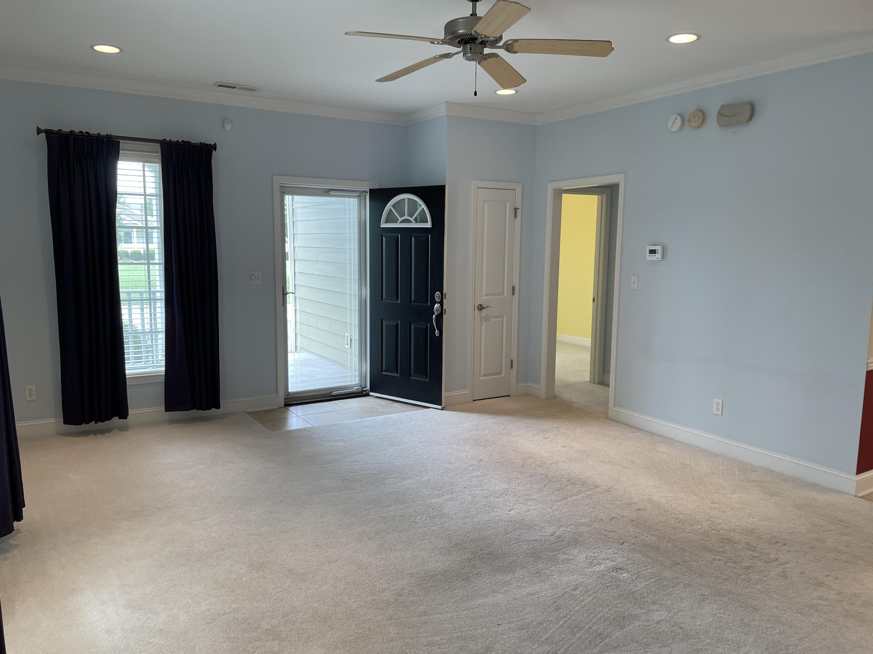 131 Liberty Court Oak Ridge, TN 37830 - Photo 7 of 23 family room