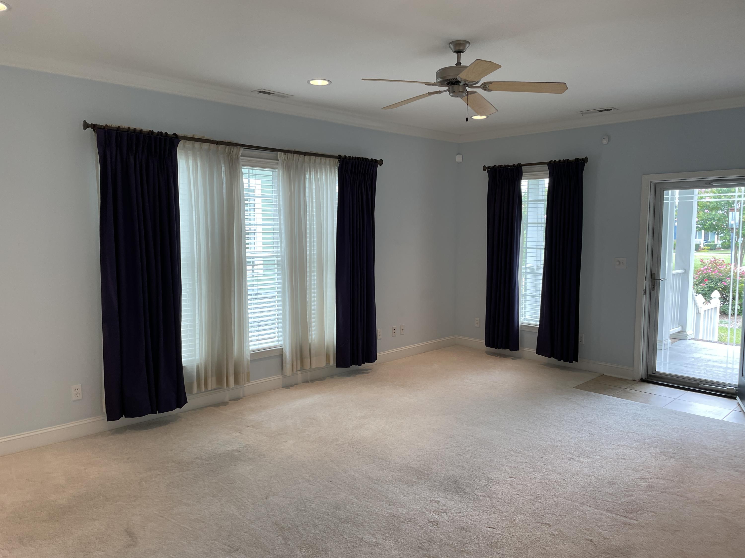 131 Liberty Court Oak Ridge, TN 37830 - Photo 8 of 23 family room