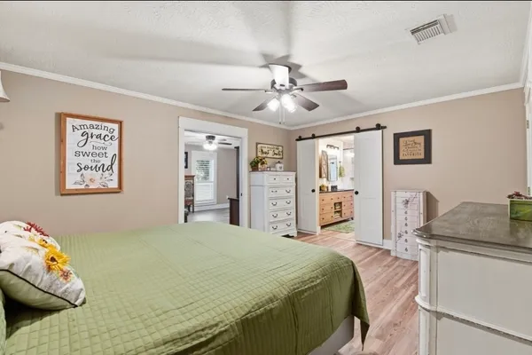 $680,000 | 486 Hickory Creek Road, Bellville, TX 77418