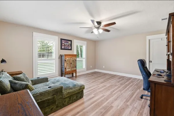 $680,000 | 486 Hickory Creek Road, Bellville, TX 77418